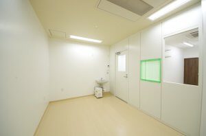 薬局内のクリーンルームの様子。